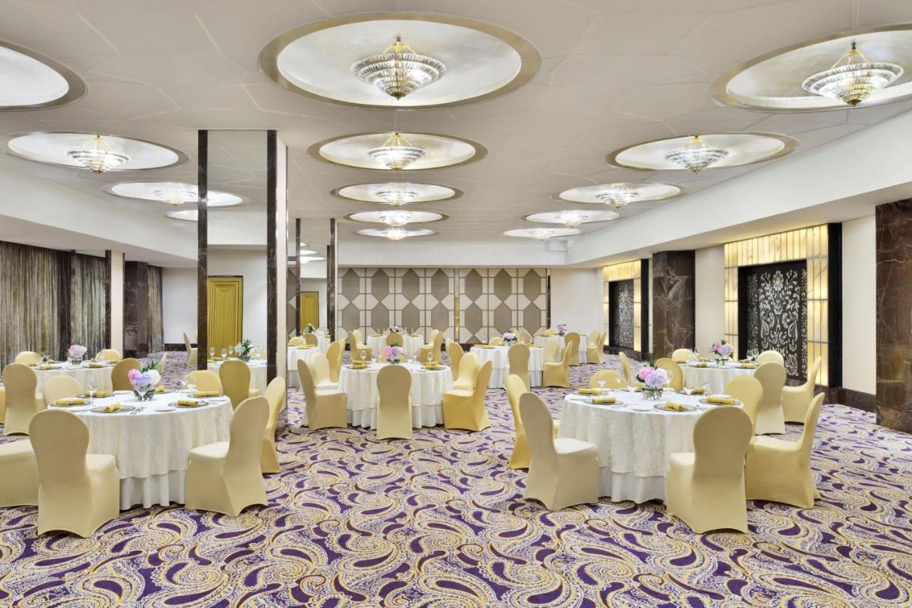 Отель The St. Regis Мумбаи Экстерьер фото The ballroom