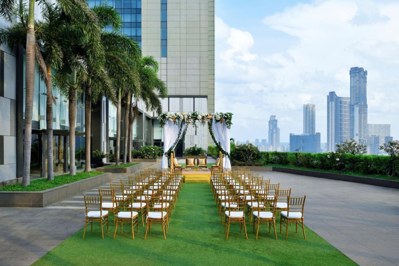Отель The St. Regis Мумбаи Экстерьер фото The Westin Mumbai International