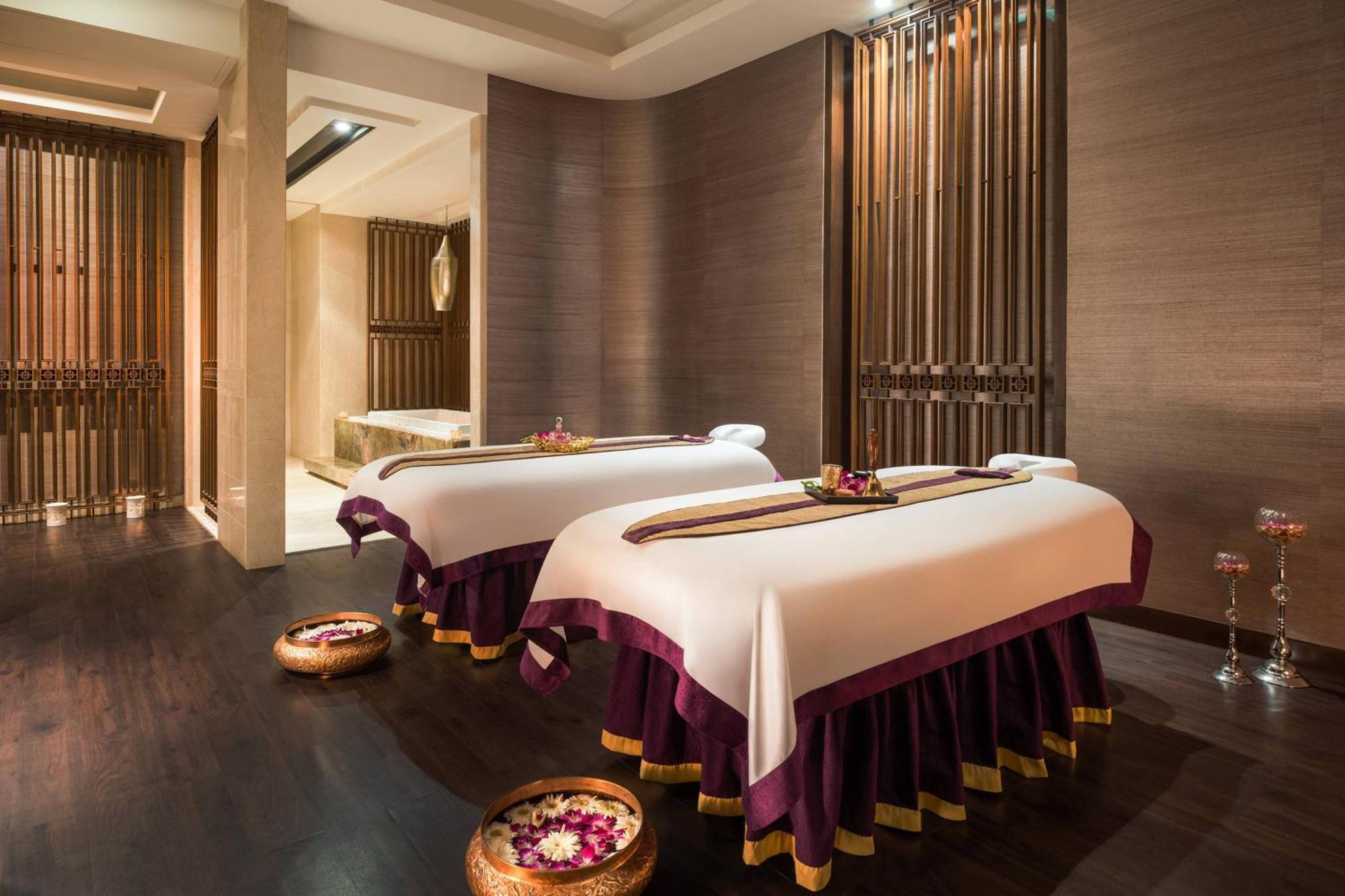 Отель The St. Regis Мумбаи Экстерьер фото Spa at The St. Regis Mumbai