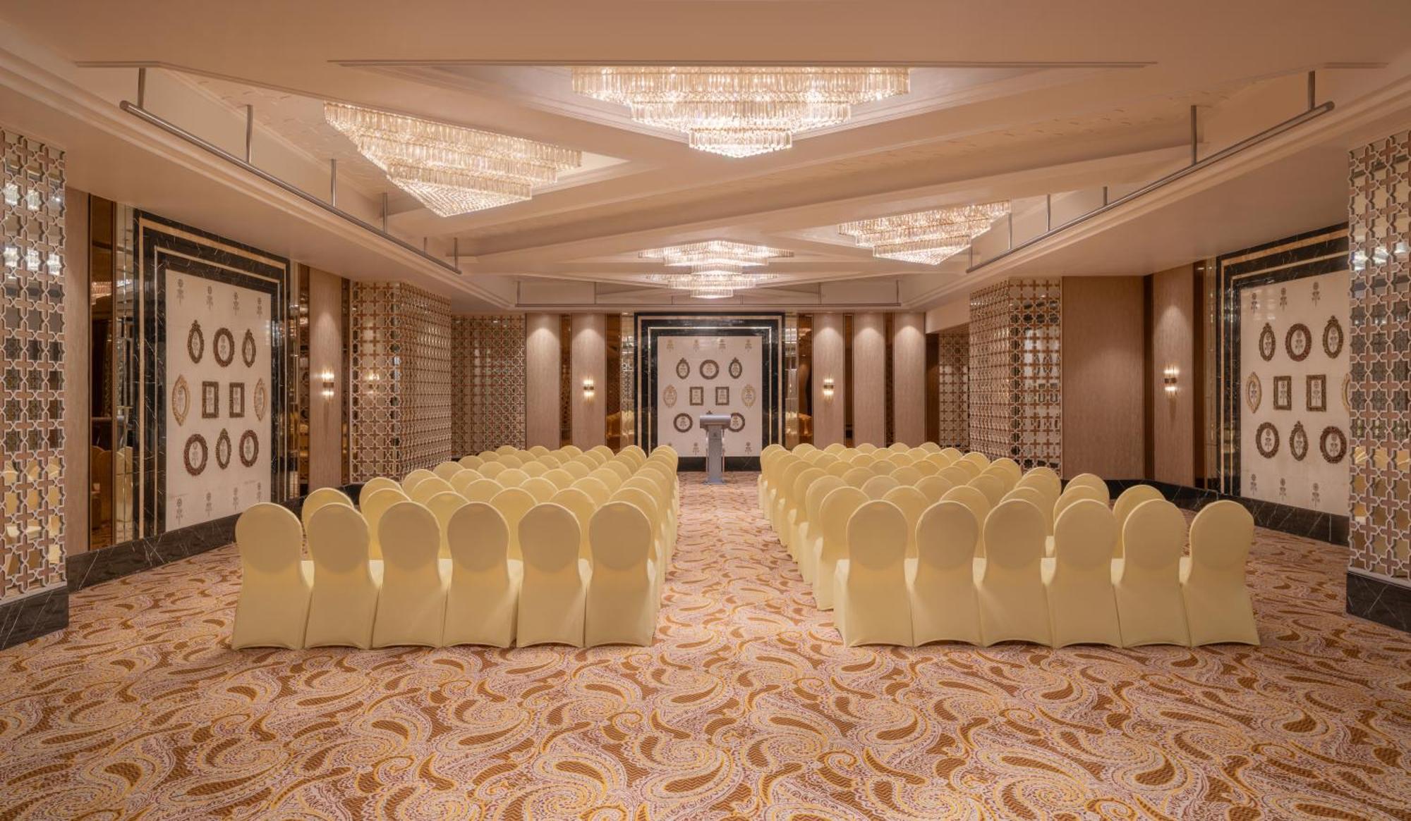 Отель The St. Regis Мумбаи Экстерьер фото The ballroom